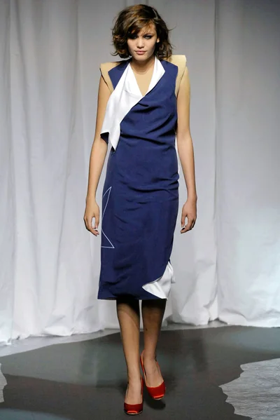Look 12